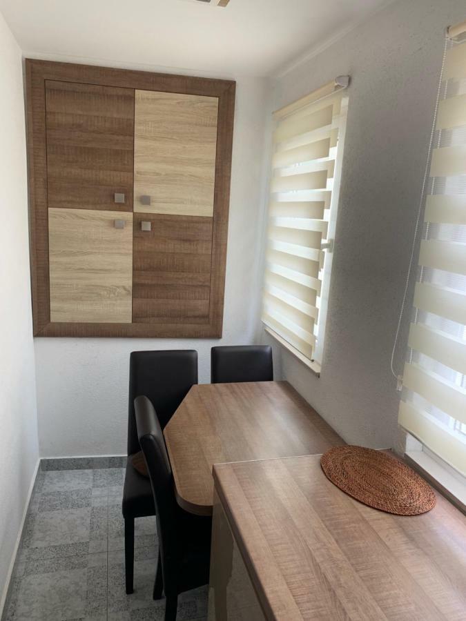 דירות באסקה וודה Oborska Ulica Centar מראה חיצוני תמונה